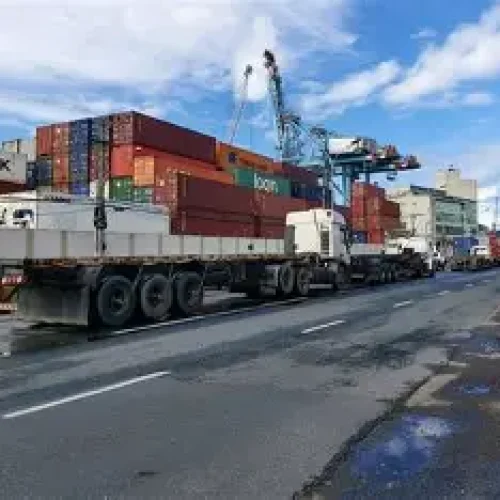 Filas de Caminhões nos Portos de Mato Grosso Aumentam Custos e Preocupam Exportadores